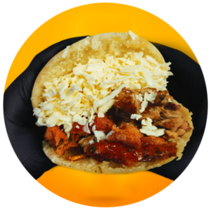 Arepa de Pollo Asado y Chorizo