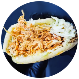 Arepa de Pollo Mechado